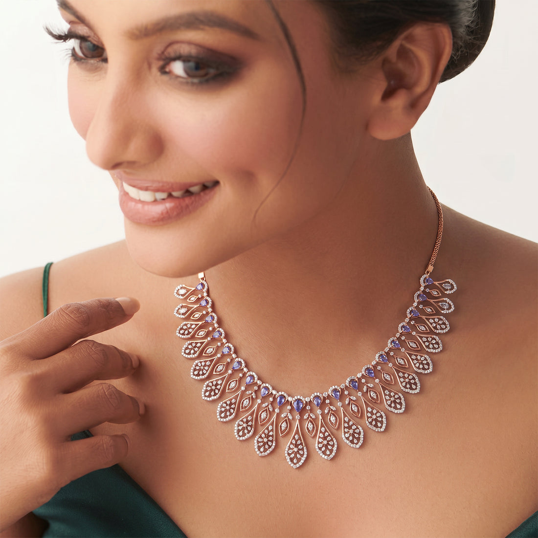 Peacock Feather Moissanite Collar Necklace In Rose Gold